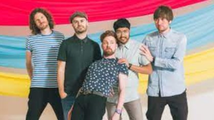 Kaiser Chiefs, "How 2 Dance"