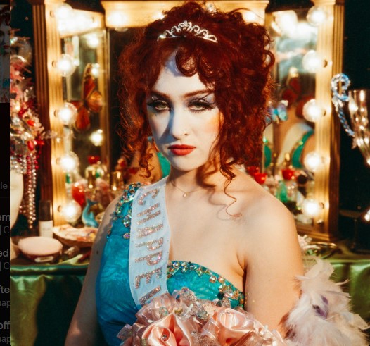 Chappell Roan, "HOT TO GO!"