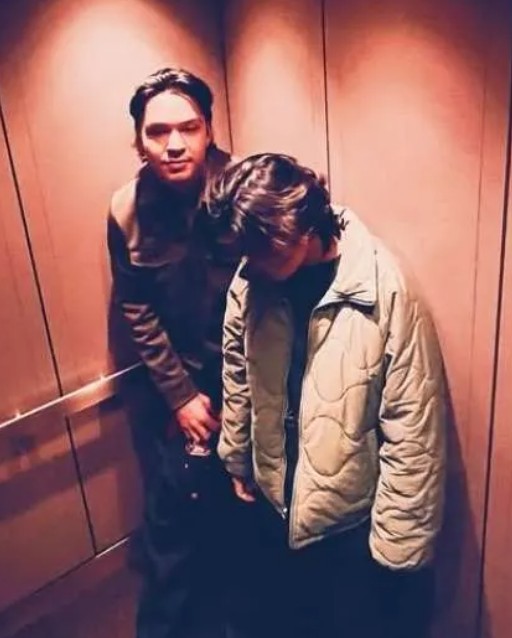 aibai & vinny, "running around"