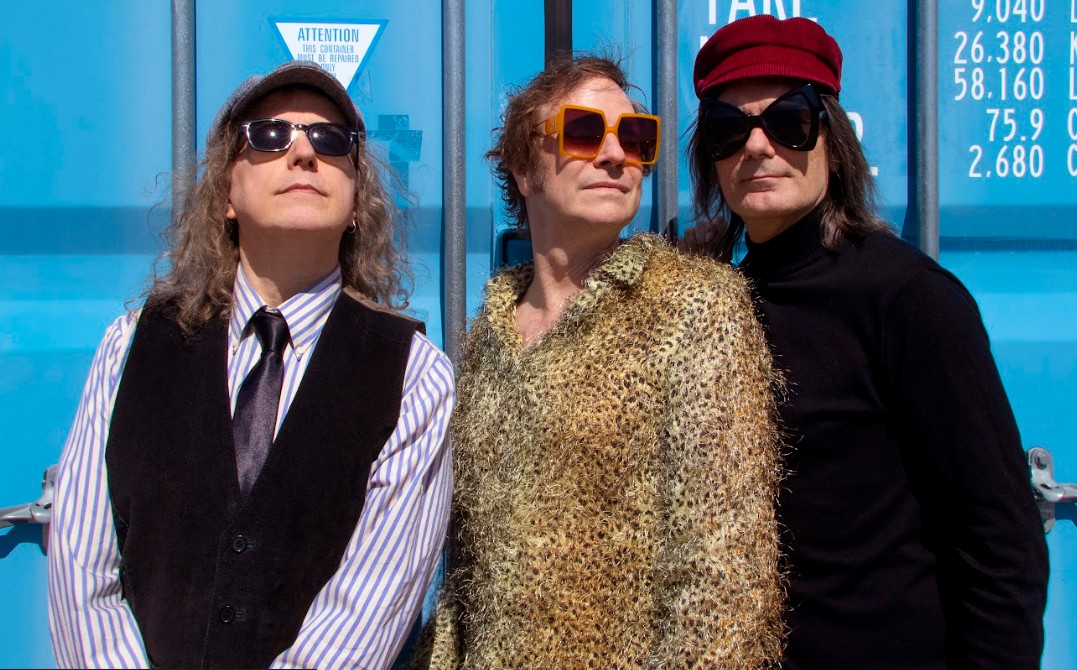 Flash Bangs, "Hide Away"