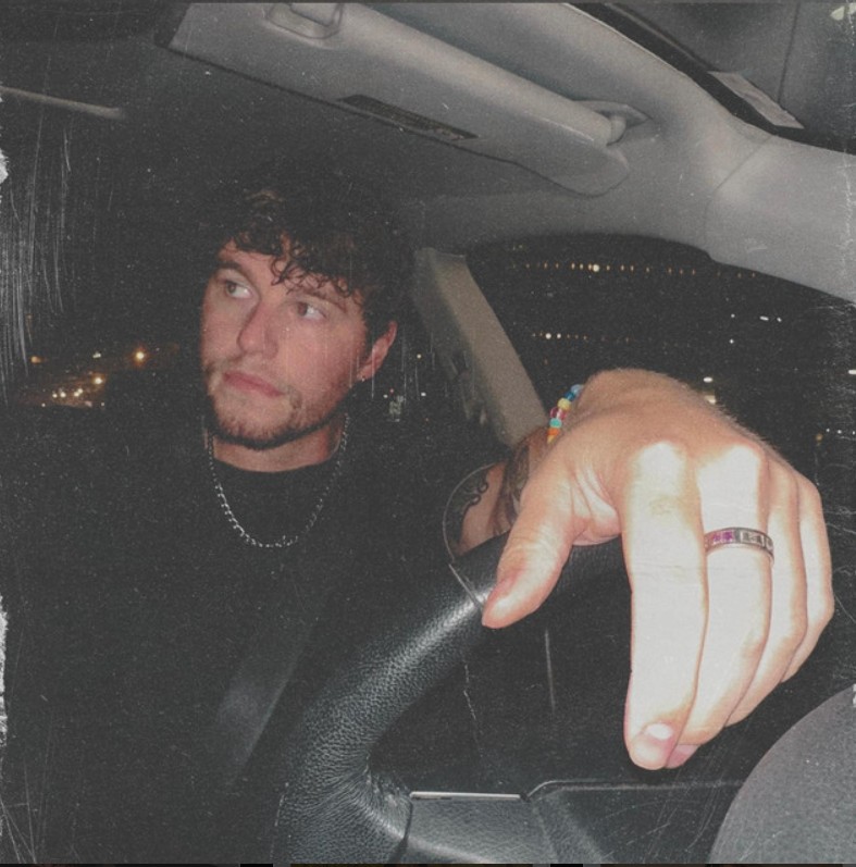 Adam Rodway, "Runaround"